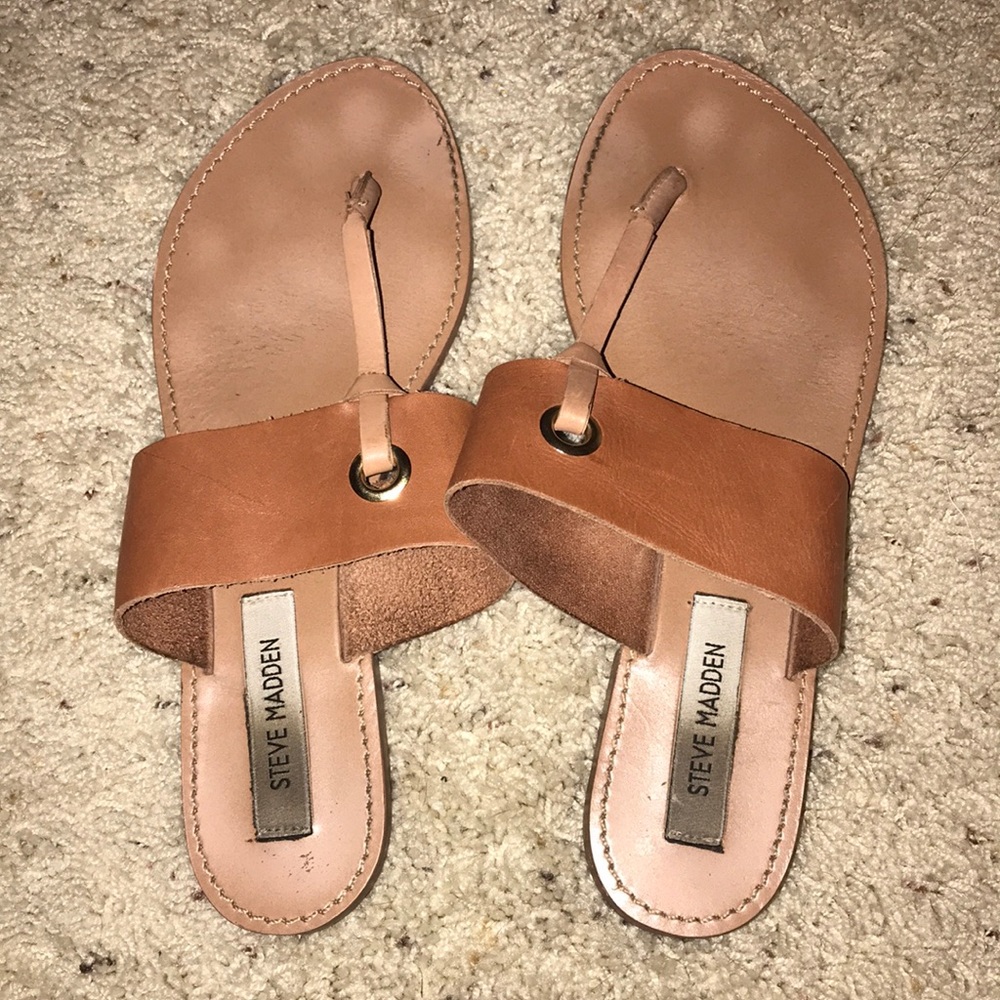 steve madden tan sandals!